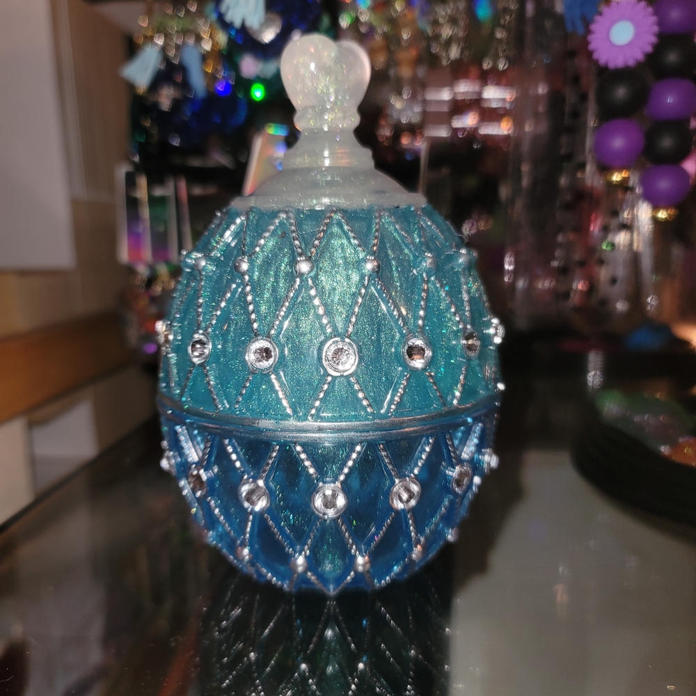 Elegant Decorative Egg Jar (Made To Order 5.75")
